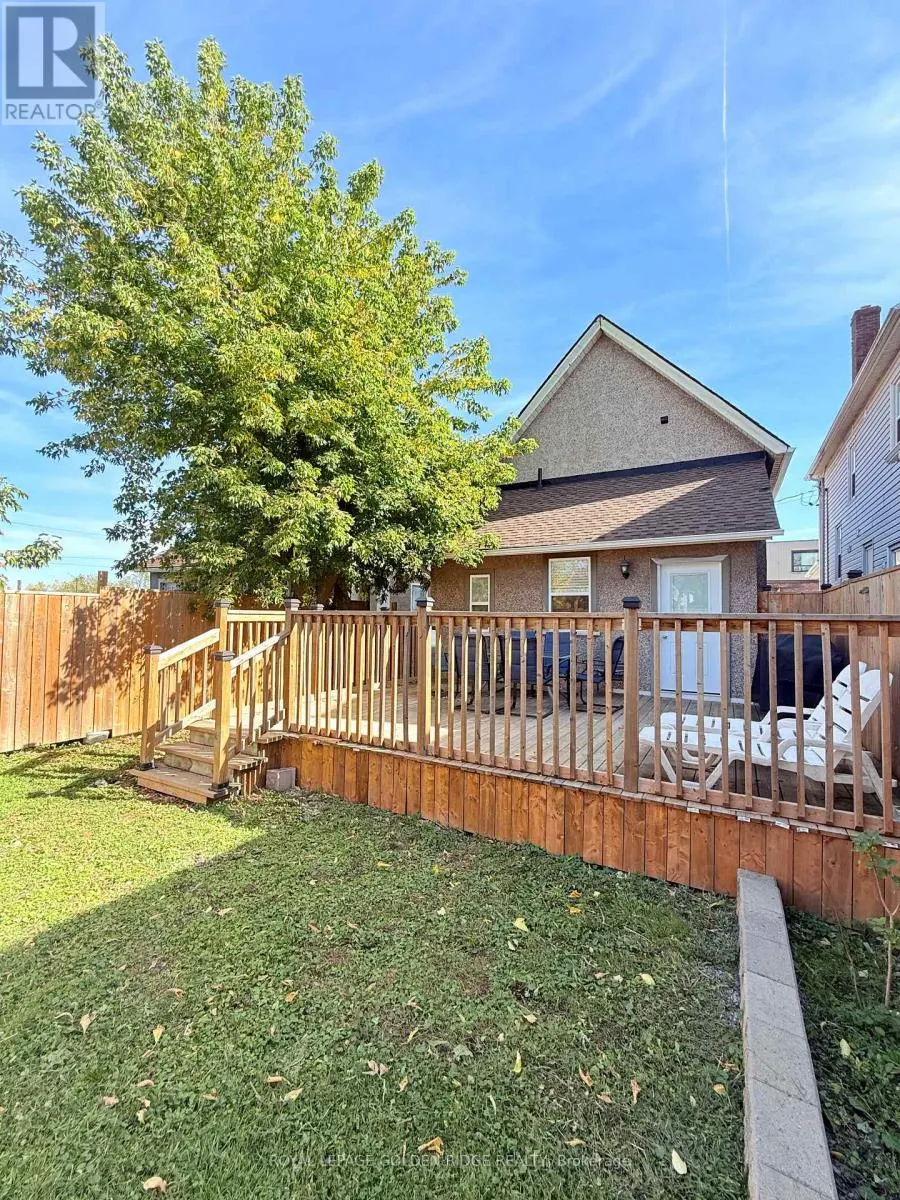 4577 VICTORIA AVENUE