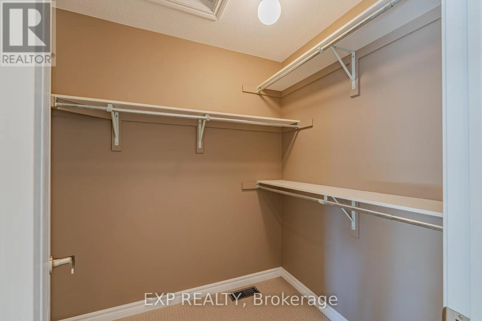 3308 RIVERSET CRESCENT