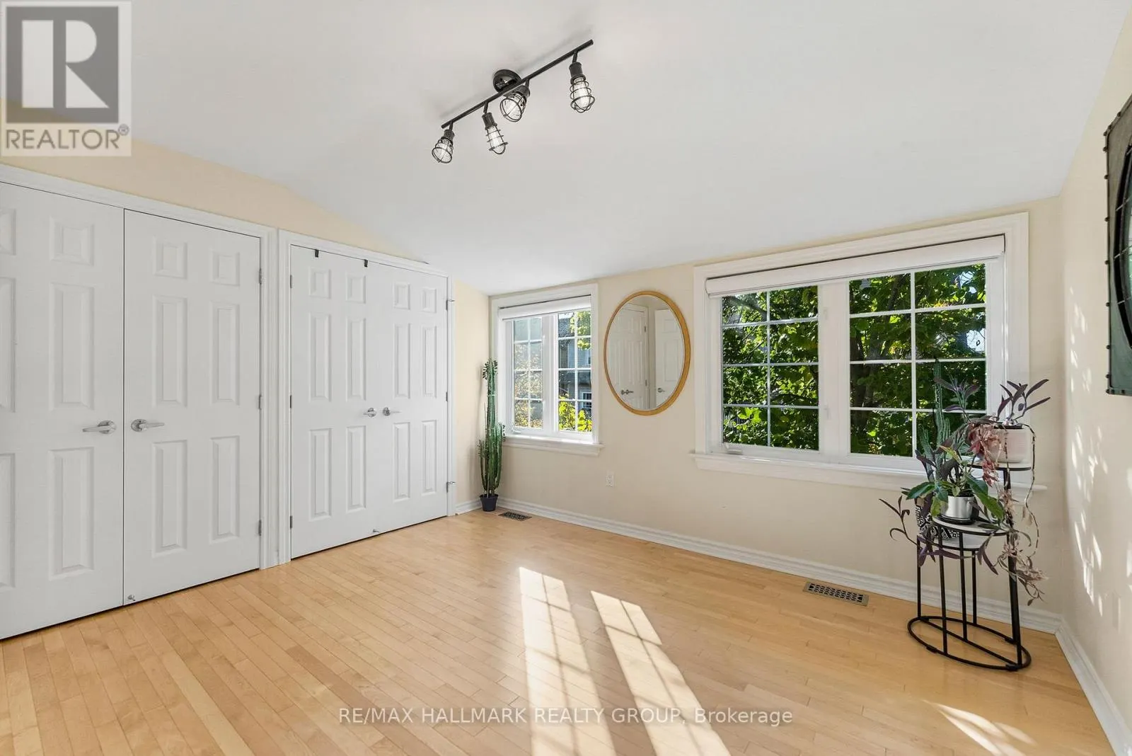 440 EDGEWORTH AVENUE