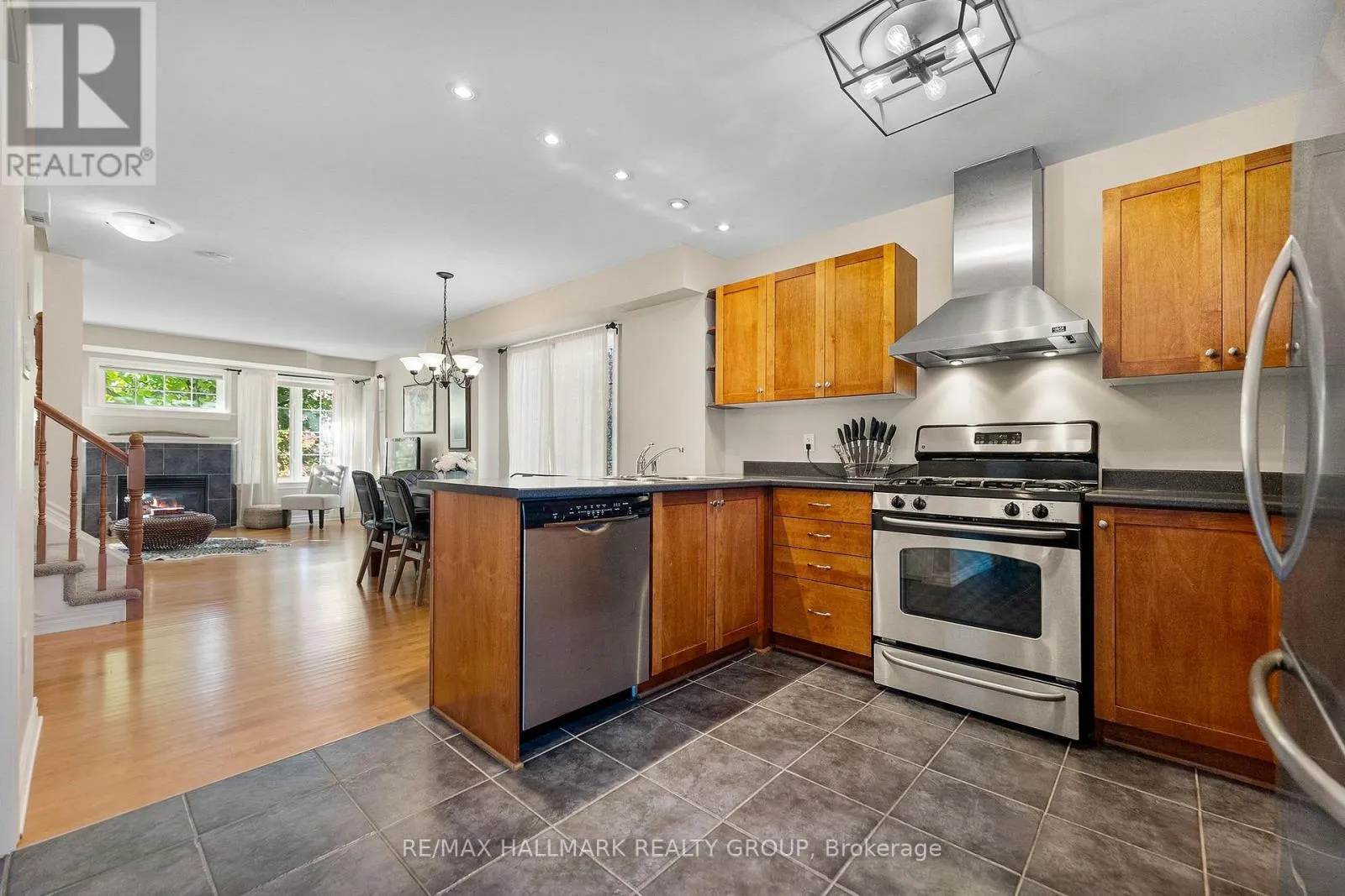 440 EDGEWORTH AVENUE