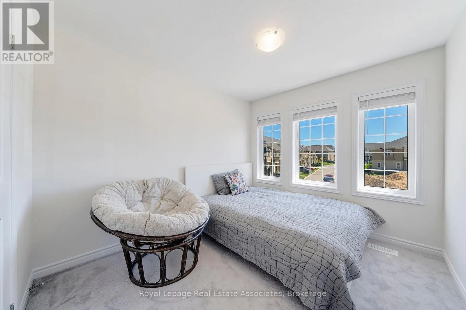 85 - 305 GARNER ROAD W