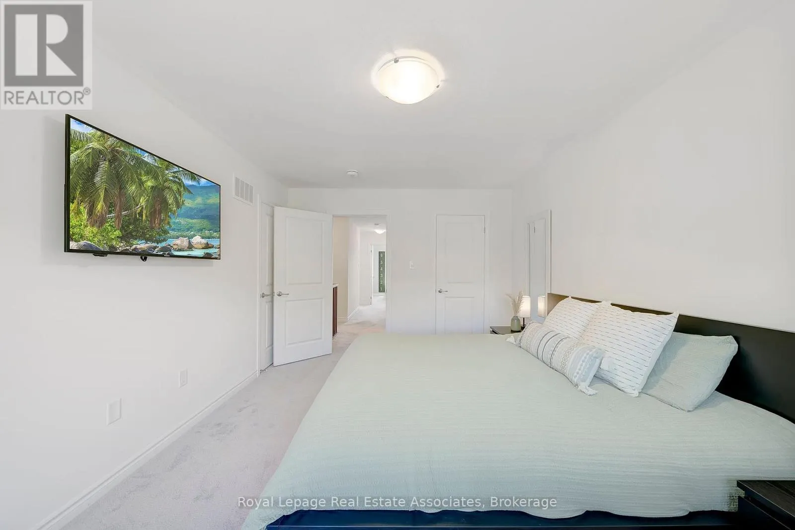 85 - 305 GARNER ROAD W