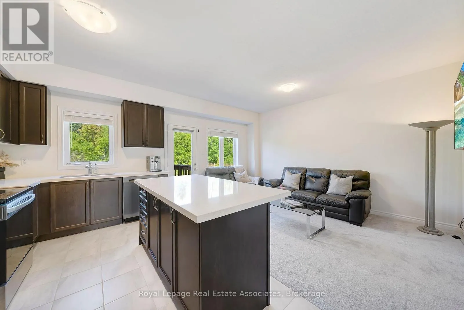 85 - 305 GARNER ROAD W