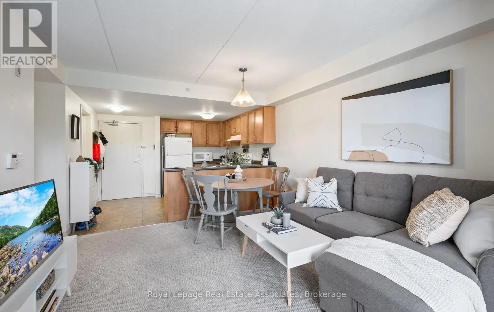 105 - 45 GOODWIN DRIVE