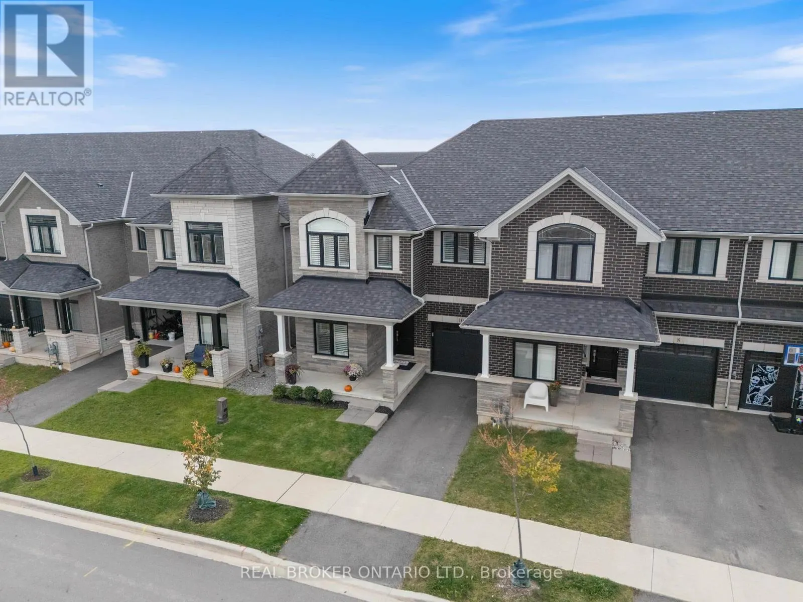 10 GRANITE RIDGE TRAIL