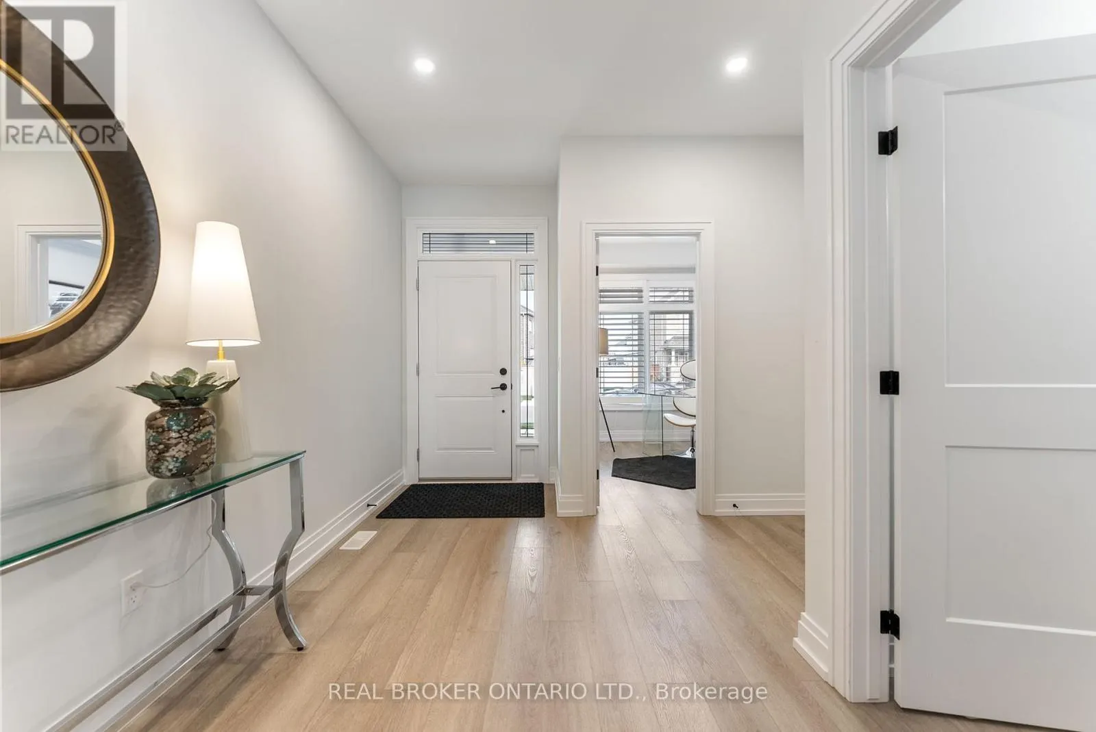 10 GRANITE RIDGE TRAIL