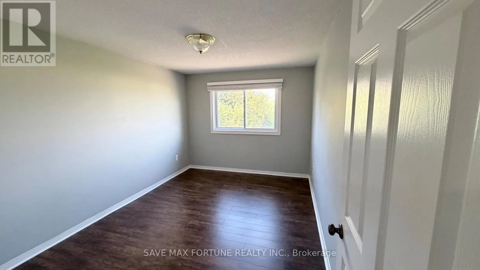 27 - 1 ROYALWOOD COURT