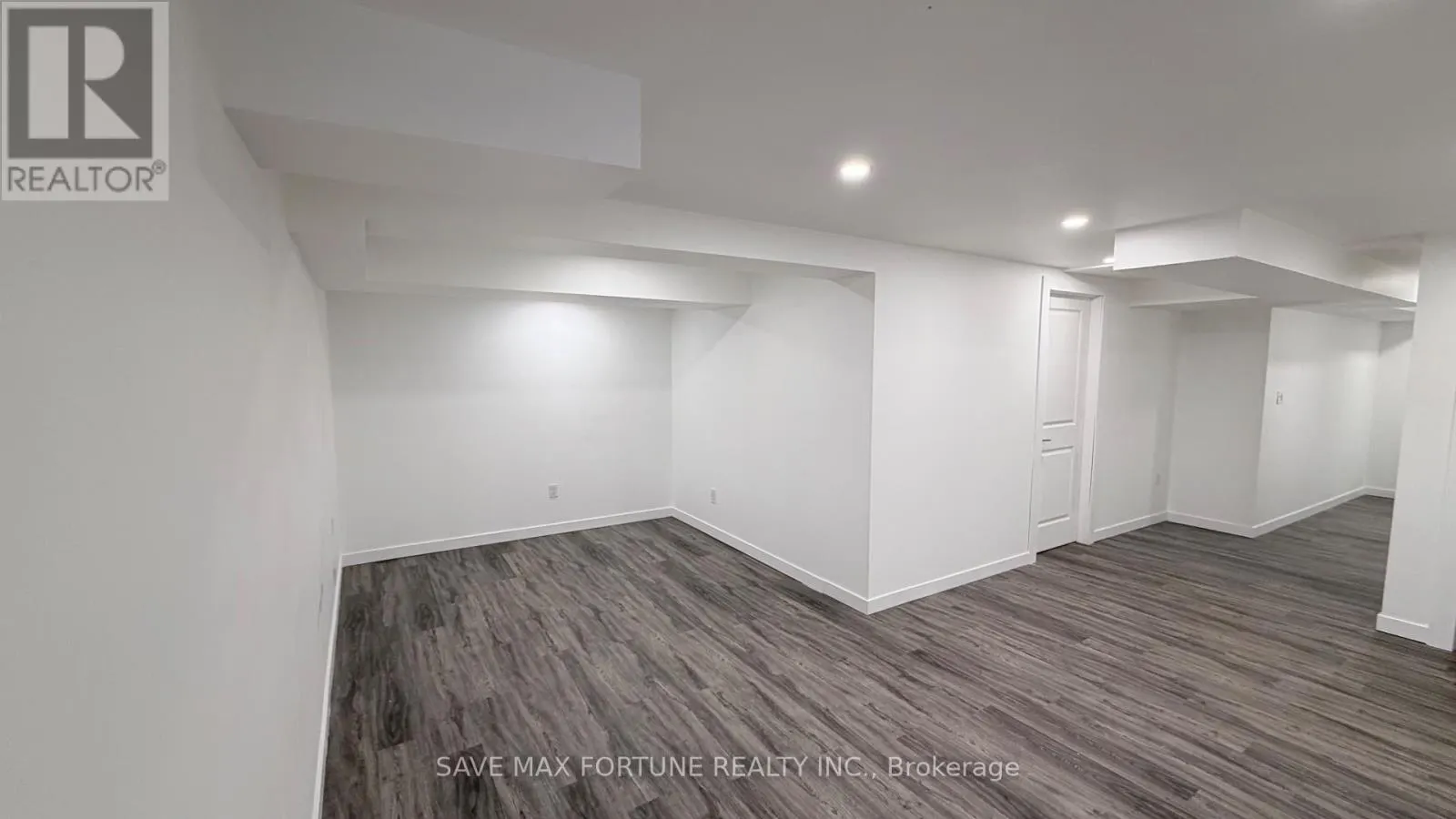 27 - 1 ROYALWOOD COURT