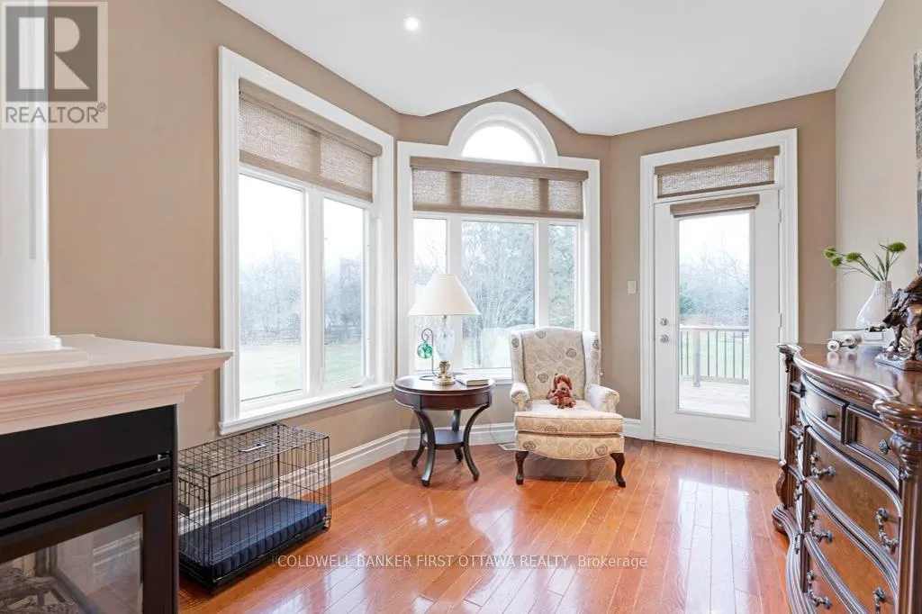 556 WEST POINT DRIVE