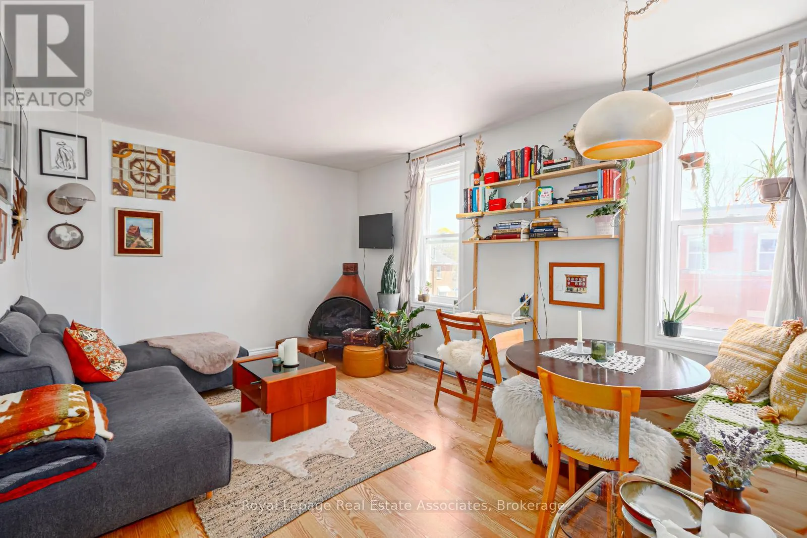 202 - 110 SYKES STREET N