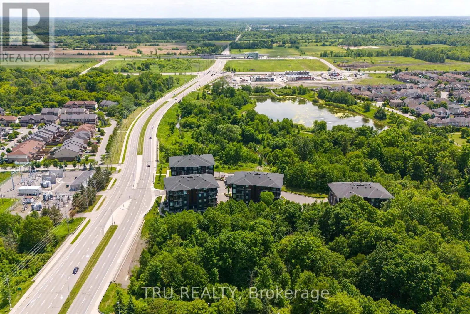 201 - 120 CORTILE PRIVATE S