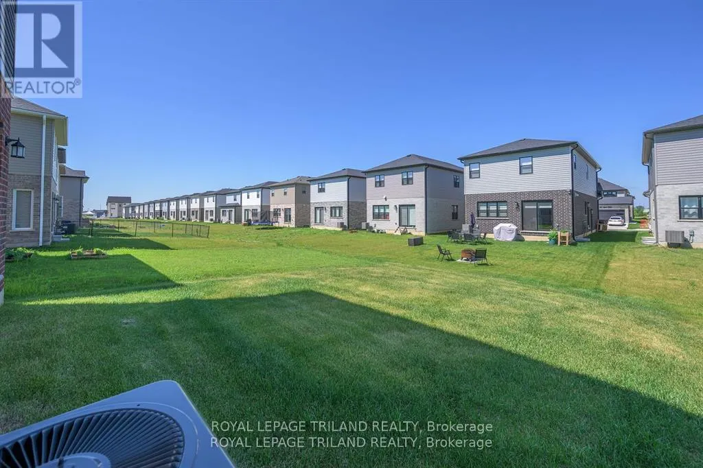 3837 AUCKLAND AVENUE