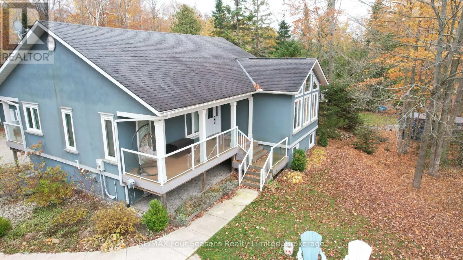 37 SILVER LAKE CRESCENT