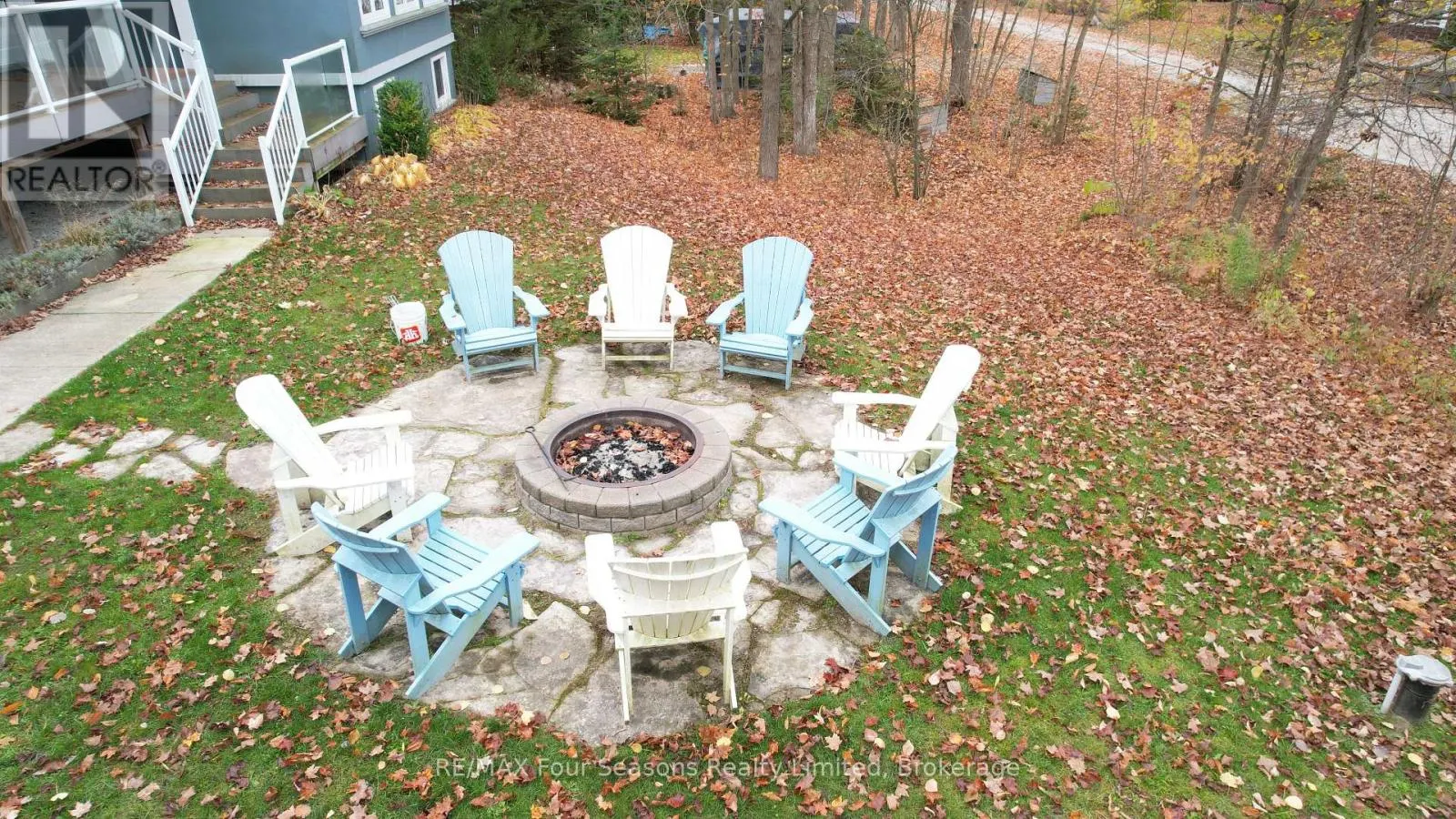 37 SILVER LAKE CRESCENT