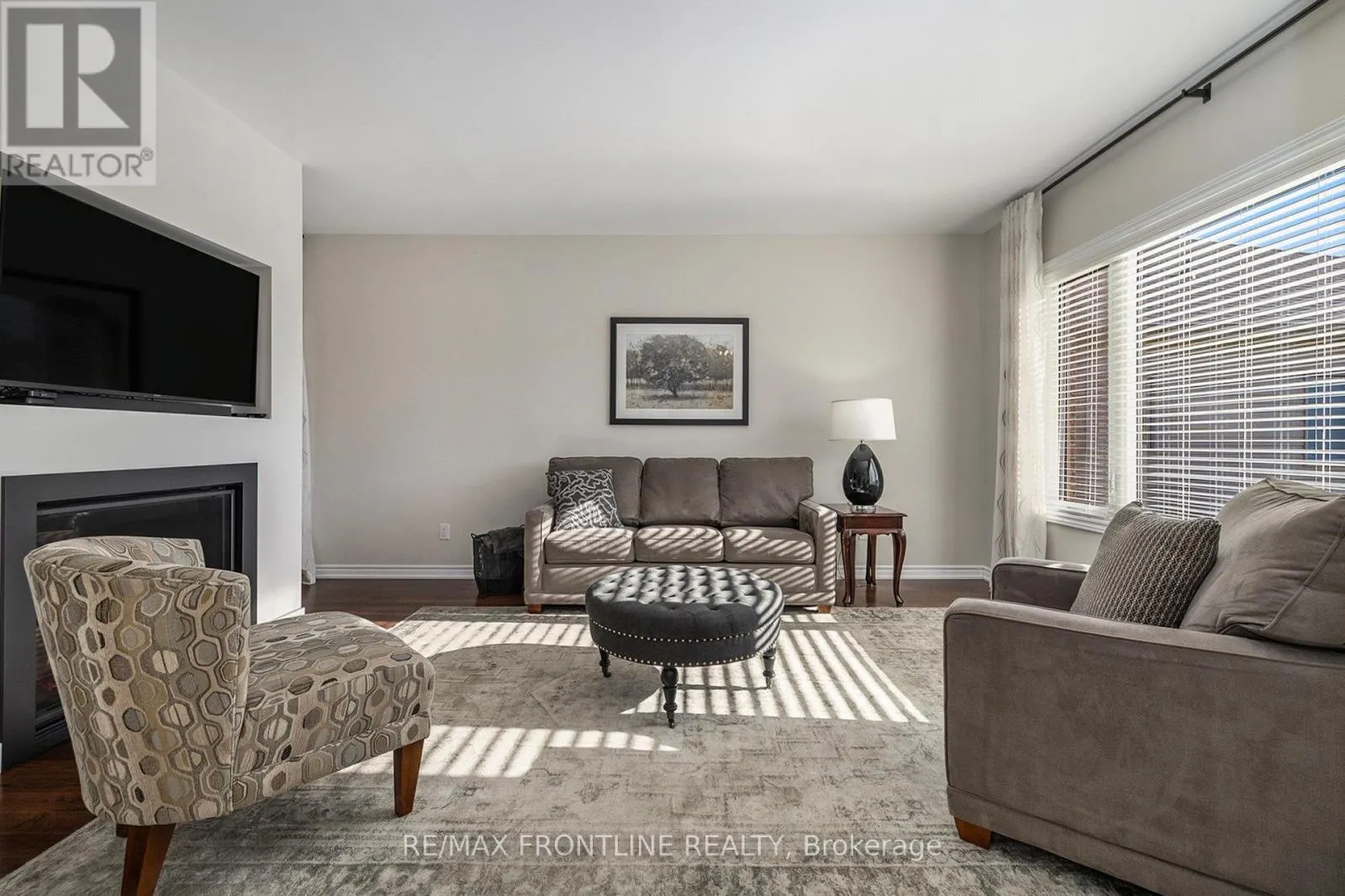 7 SENATORS GATE DRIVE