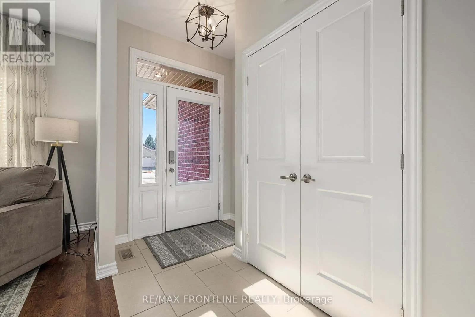 7 SENATORS GATE DRIVE