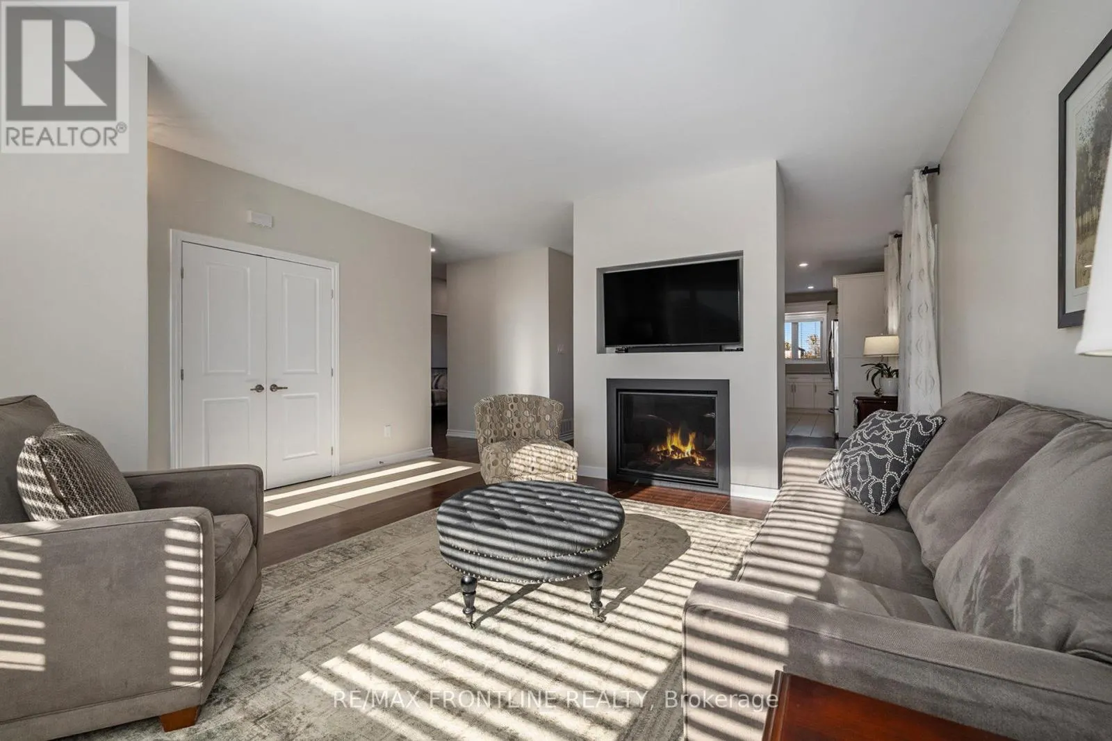 7 SENATORS GATE DRIVE