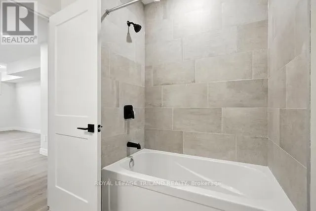 4203 LIBERTY CROSSING