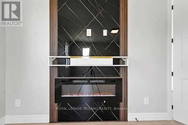 4203 LIBERTY CROSSING