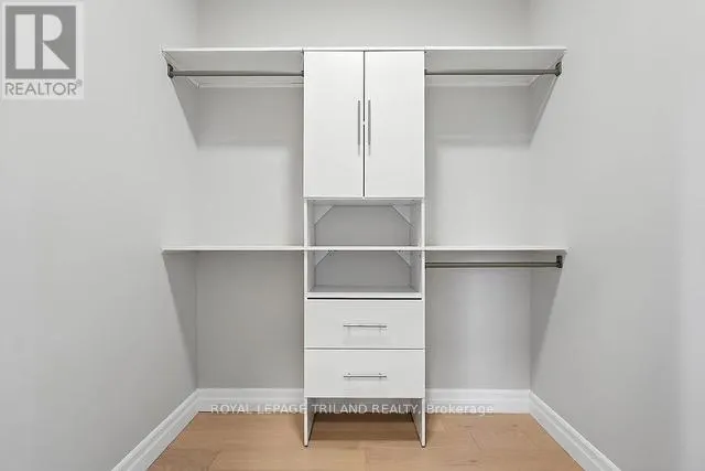 4203 LIBERTY CROSSING