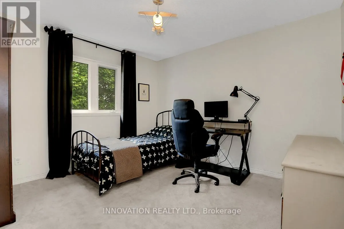 69 SMOKETREE CRESCENT