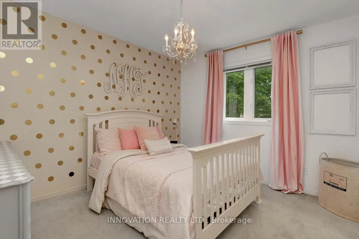 69 SMOKETREE CRESCENT