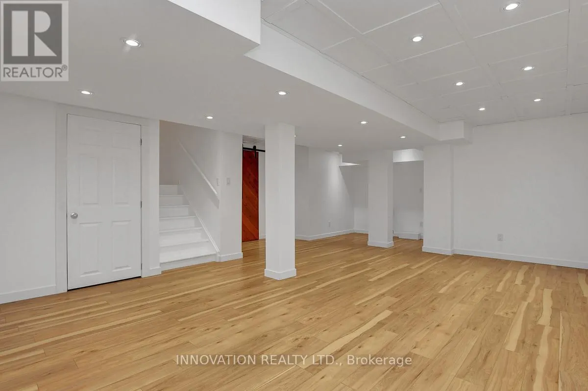 69 SMOKETREE CRESCENT