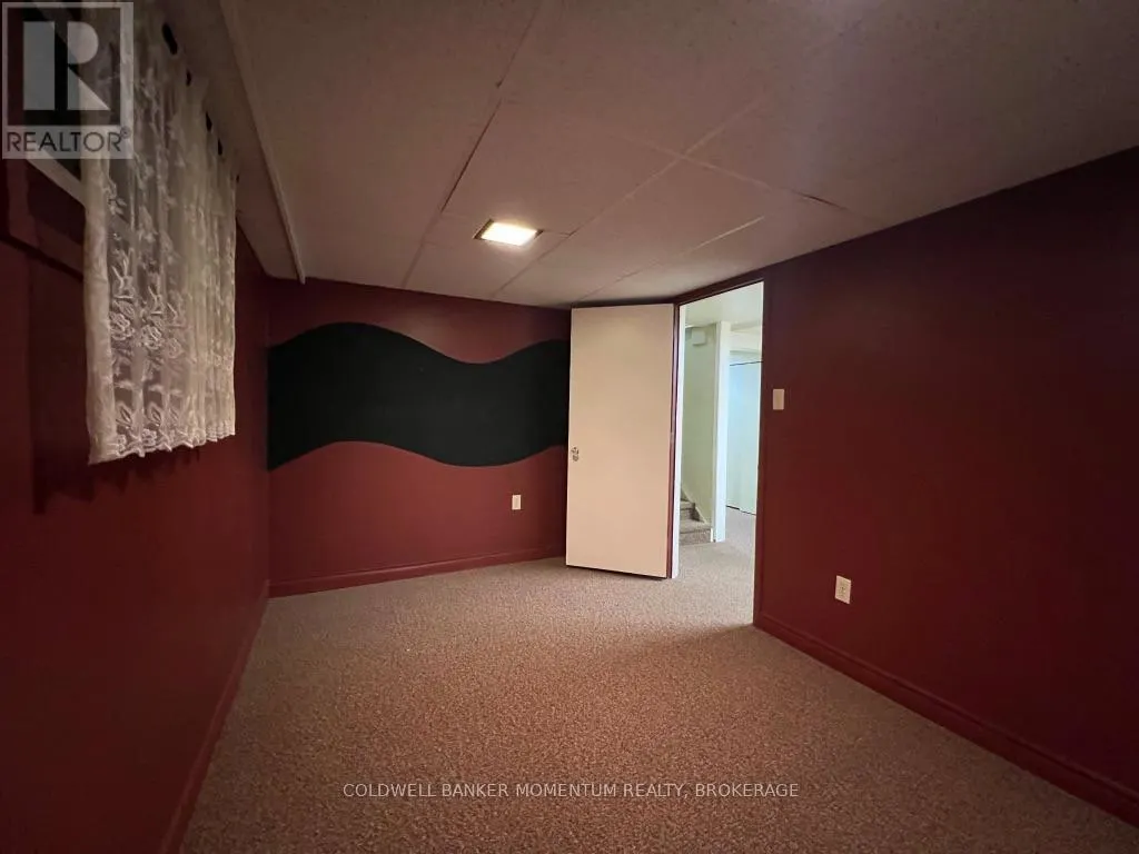 3834 VICTORIA AVENUE