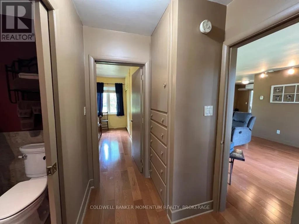 3834 VICTORIA AVENUE