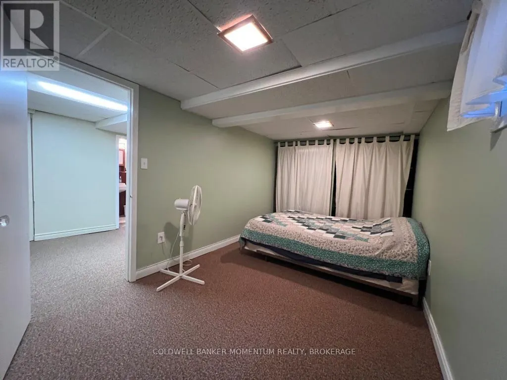 3834 VICTORIA AVENUE