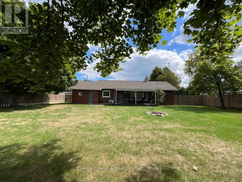 3834 VICTORIA AVENUE