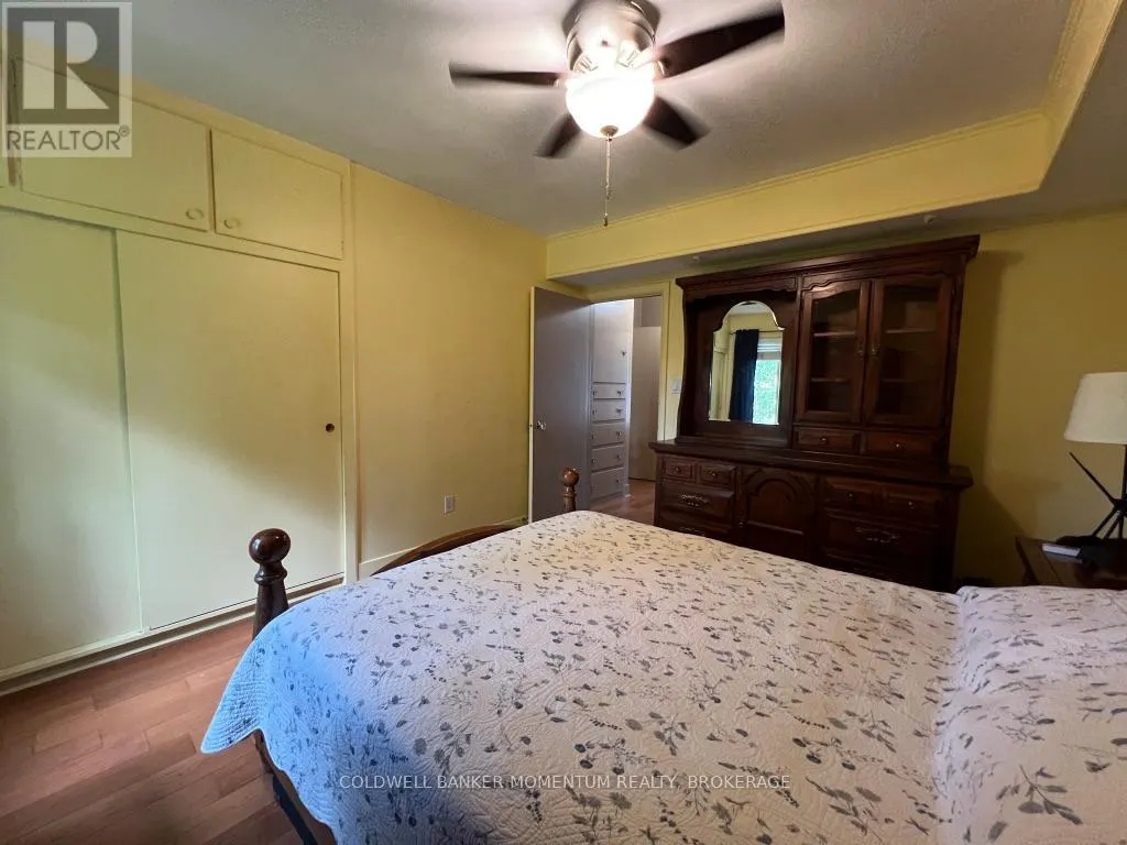 3834 VICTORIA AVENUE