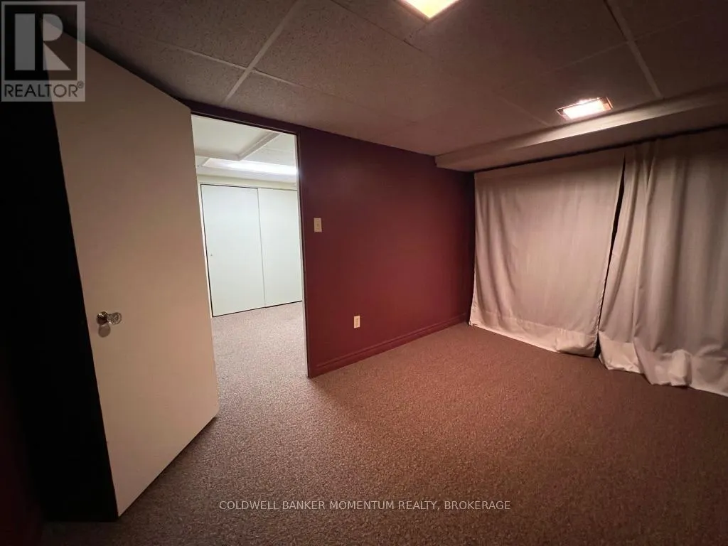 3834 VICTORIA AVENUE