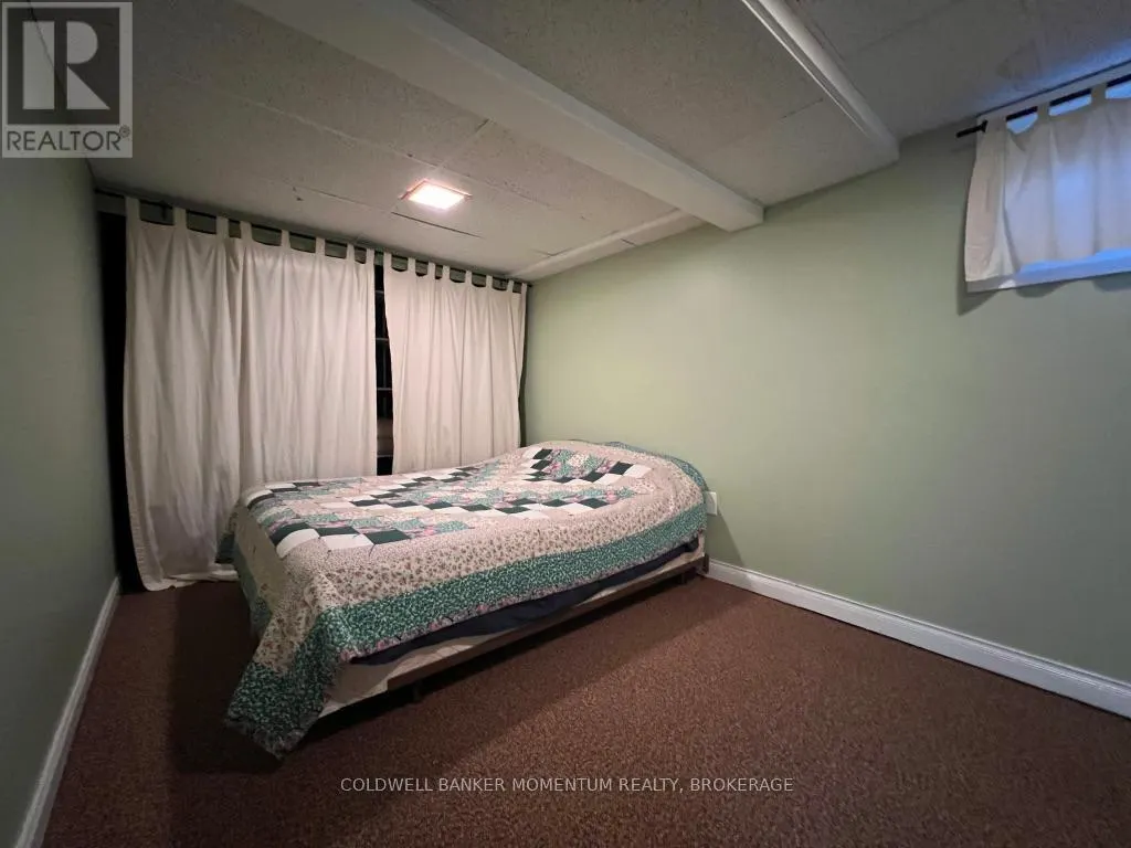 3834 VICTORIA AVENUE