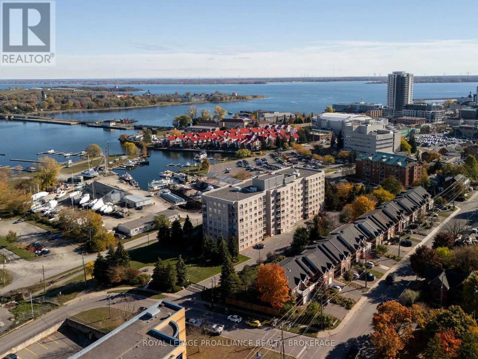 205 - 350 WELLINGTON STREET, #205