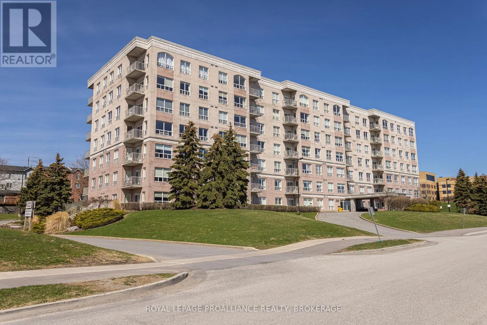205 - 350 WELLINGTON STREET, #205