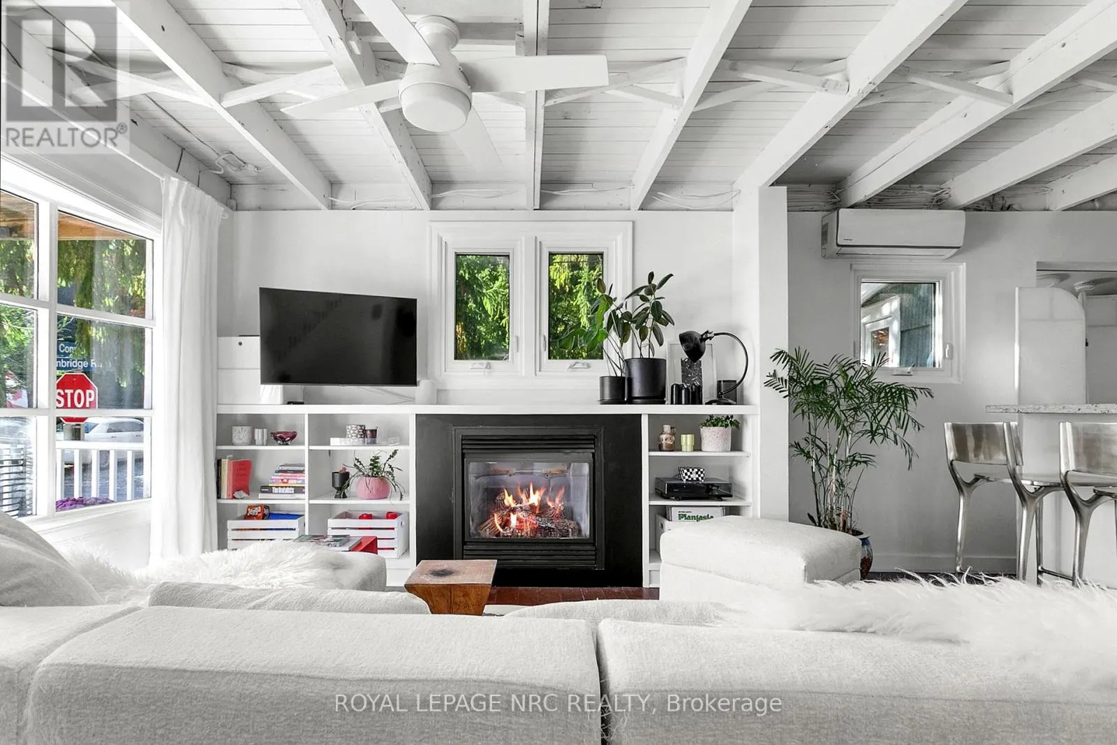 391 CAMBRIDGE ROAD W