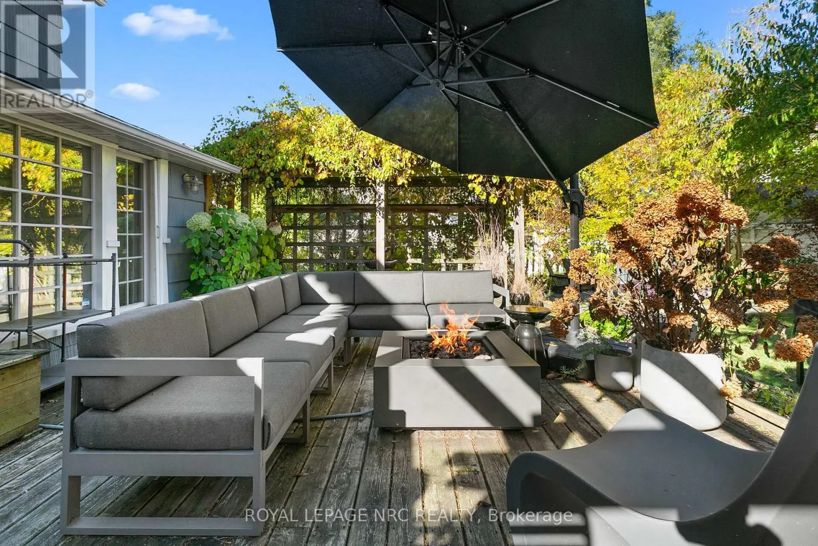 391 CAMBRIDGE ROAD W