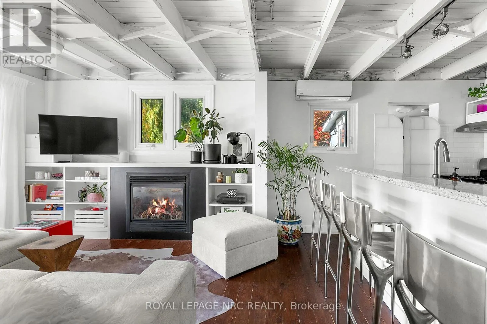 391 CAMBRIDGE ROAD W