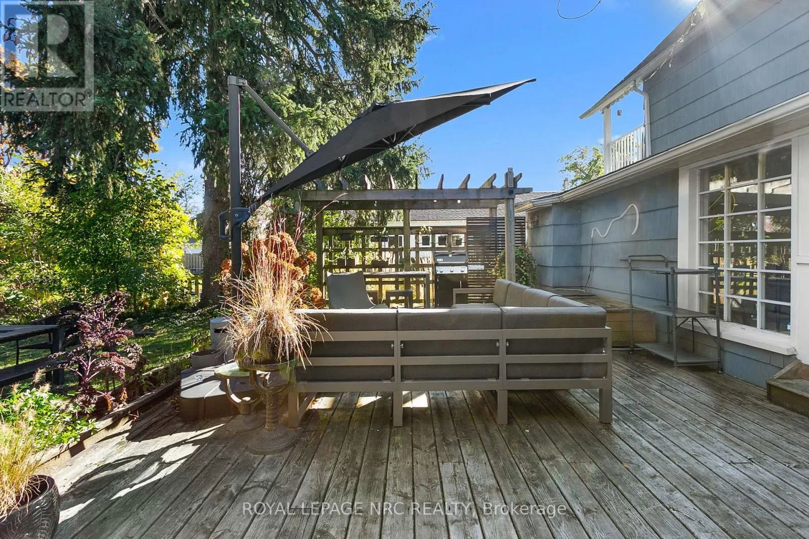 391 CAMBRIDGE ROAD W