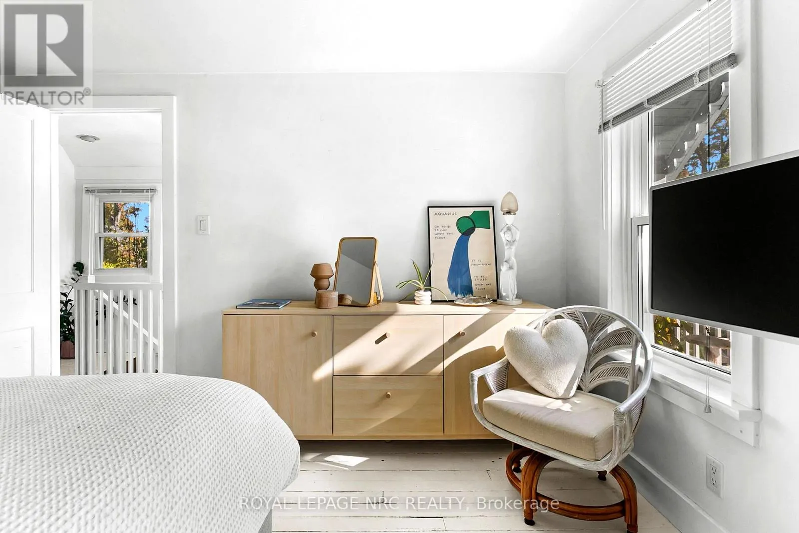 391 CAMBRIDGE ROAD W