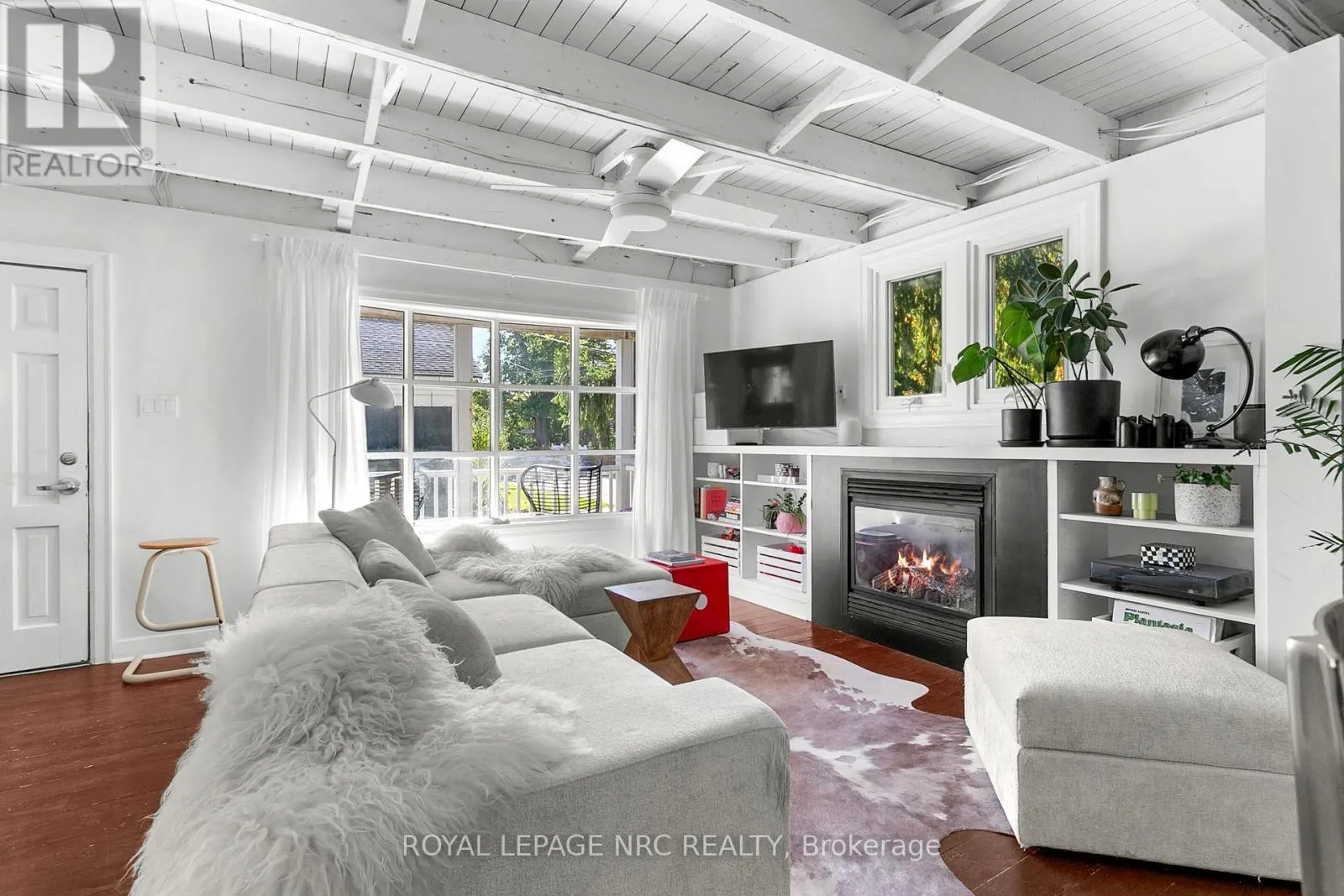 391 CAMBRIDGE ROAD W