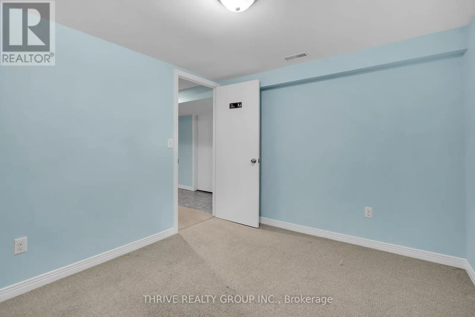 663 WOODCREST BOULEVARD