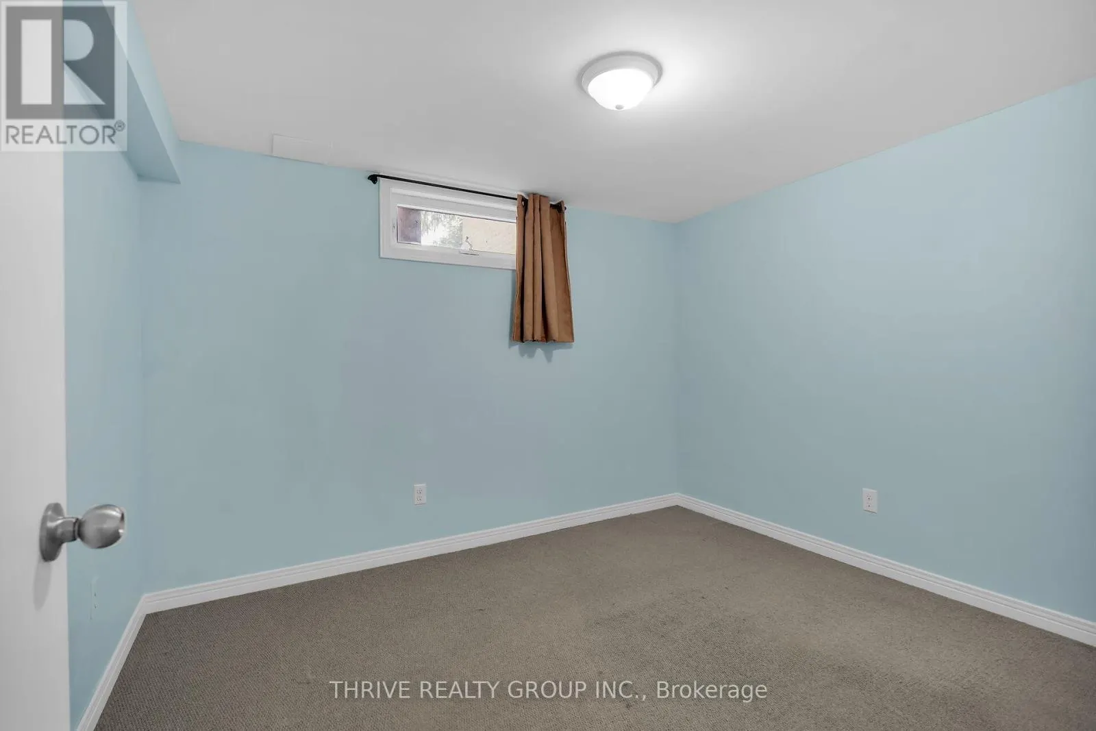 663 WOODCREST BOULEVARD