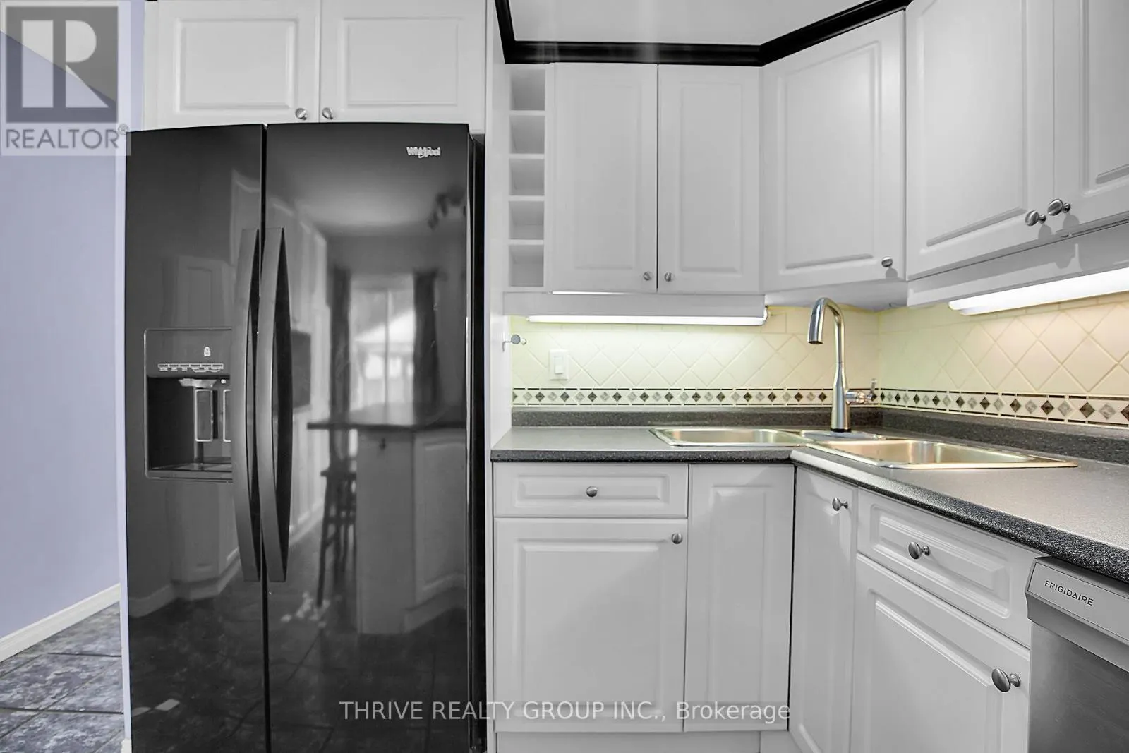 663 WOODCREST BOULEVARD