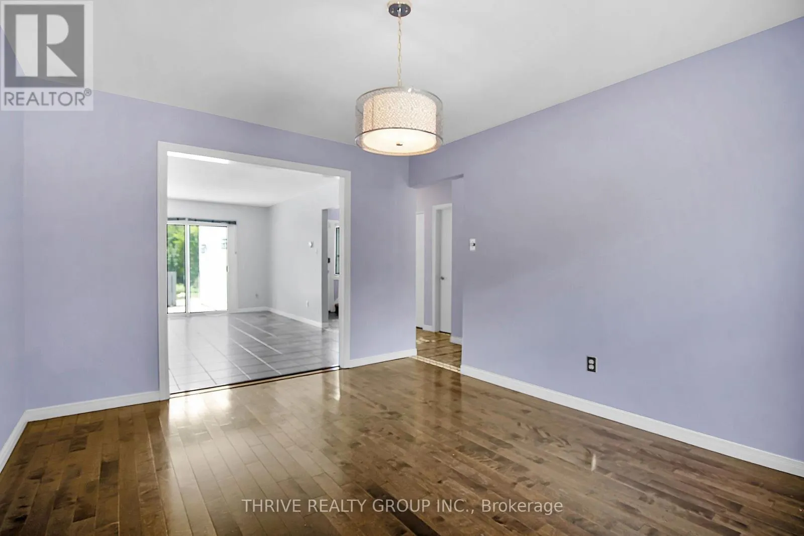 663 WOODCREST BOULEVARD