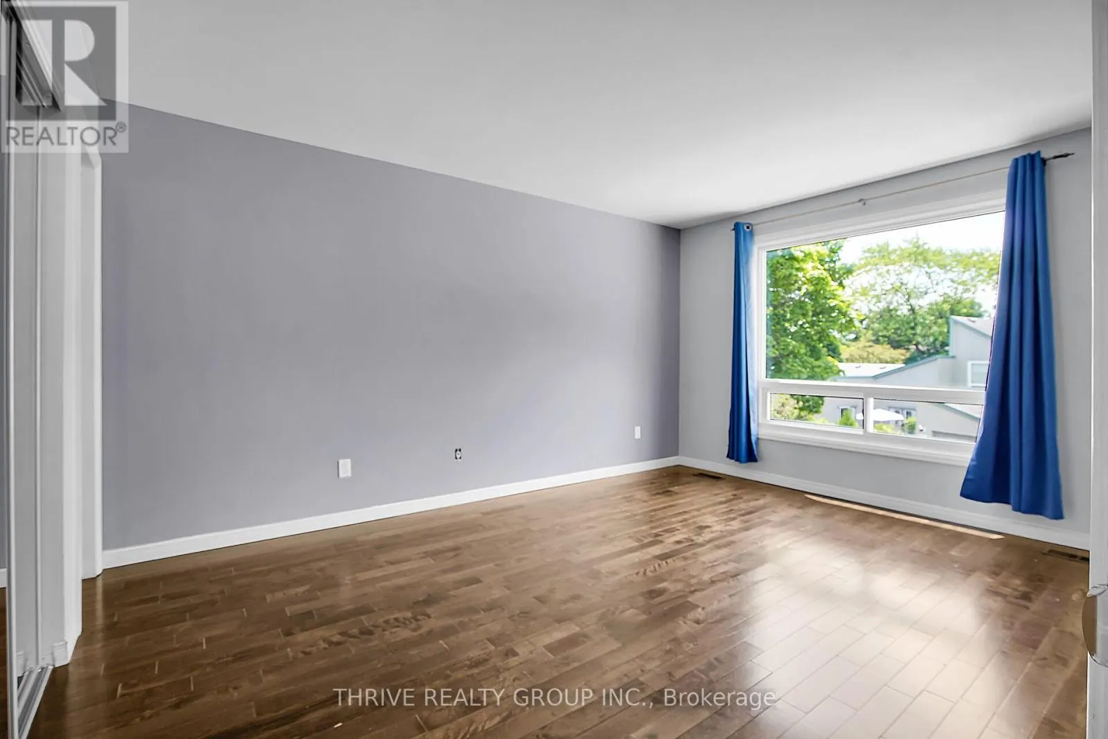 663 WOODCREST BOULEVARD