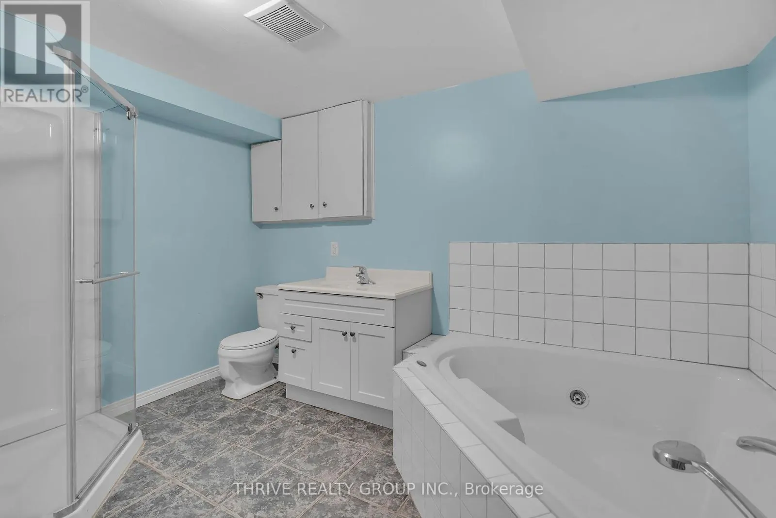 663 WOODCREST BOULEVARD