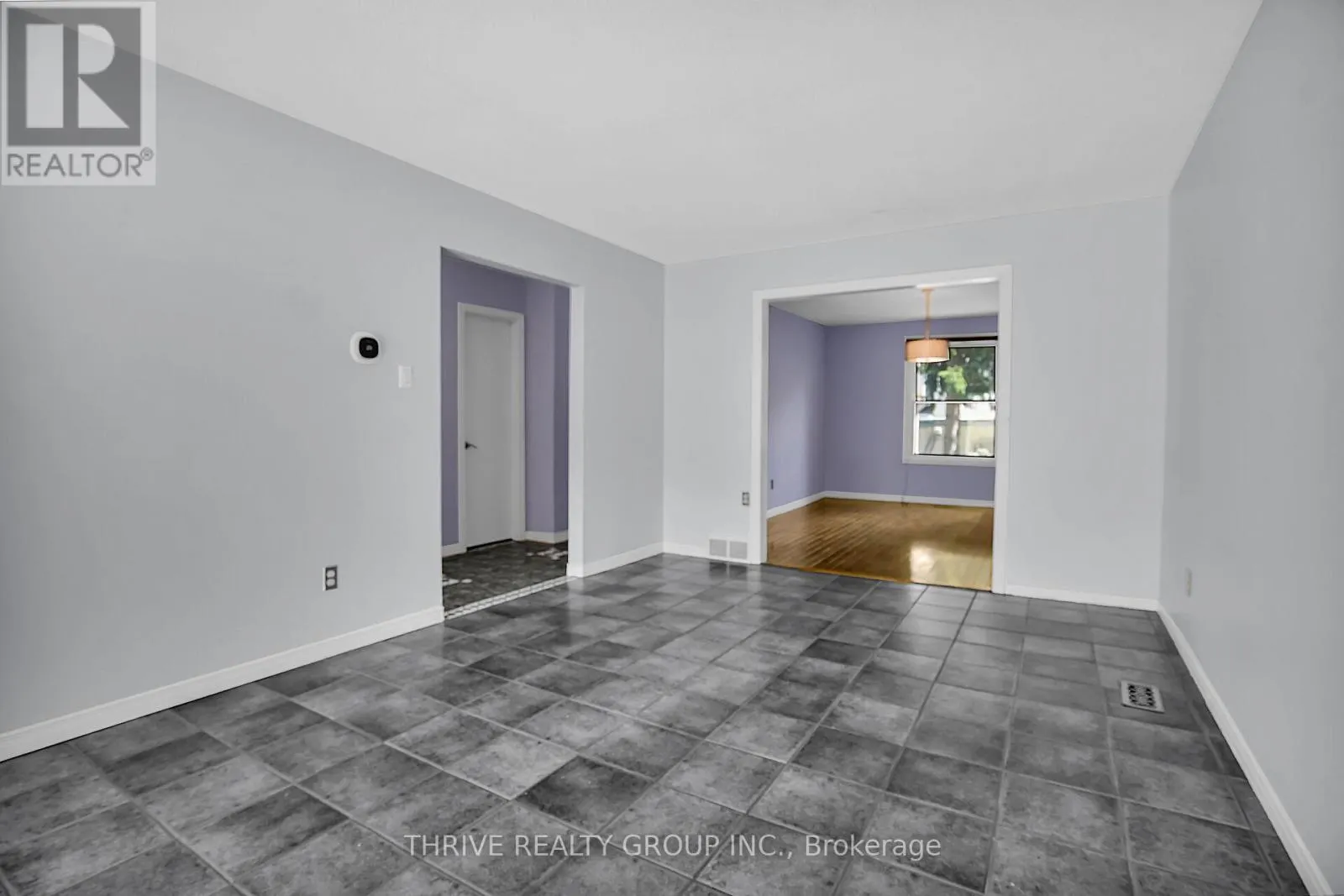 663 WOODCREST BOULEVARD