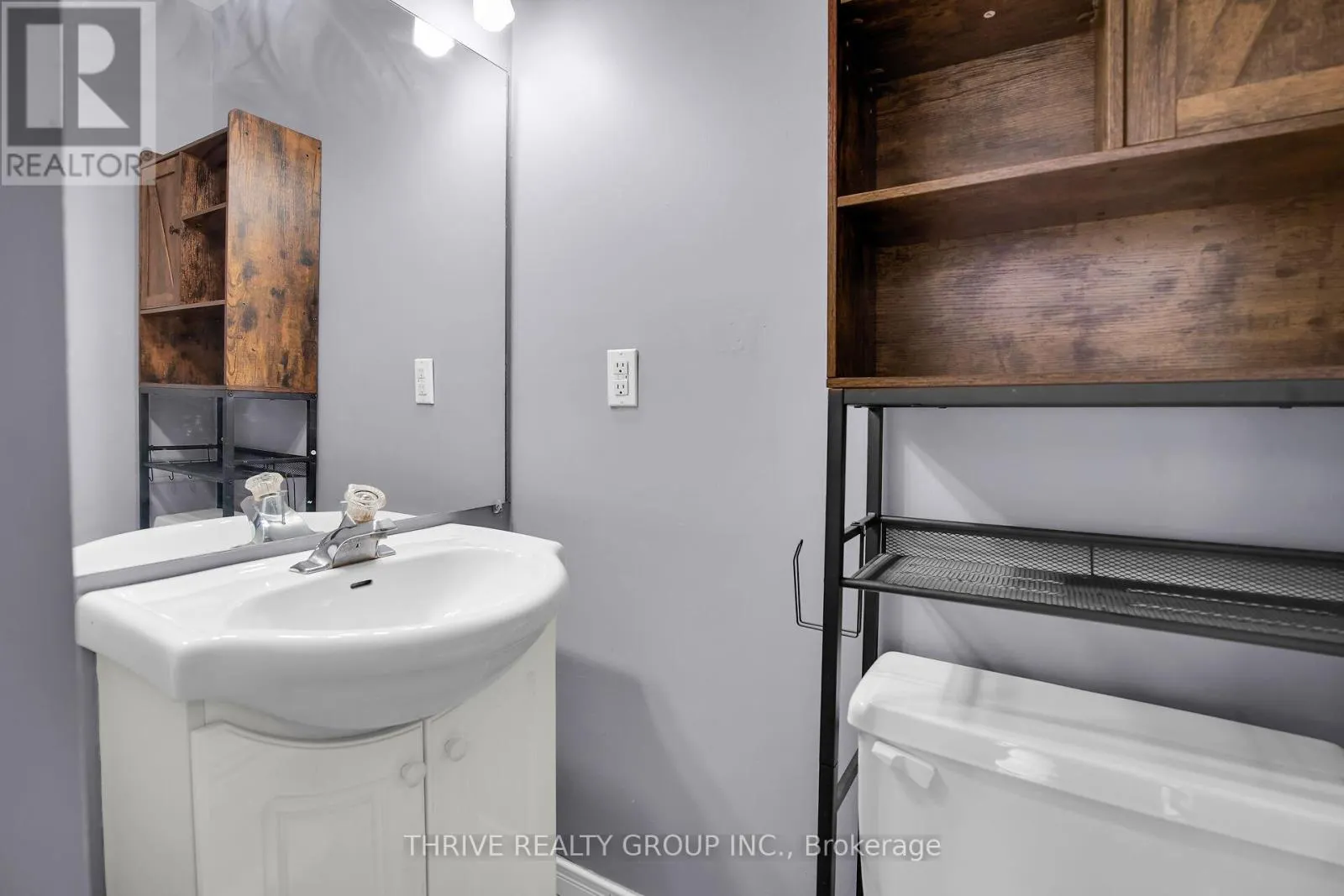 663 WOODCREST BOULEVARD